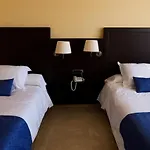 Puerta De Hotel 4*