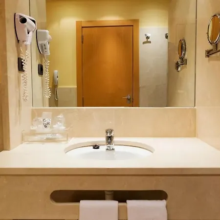 Hotel Puerta De 4*